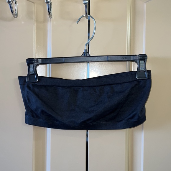 Victoria’s Secret PINK Bandeau Bralette in Black - Picture 4 of 6